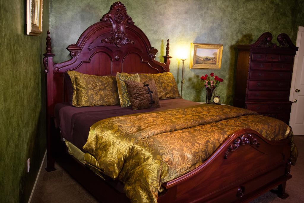 Mosheim Mansion Panzió Seguin Szoba fotó
