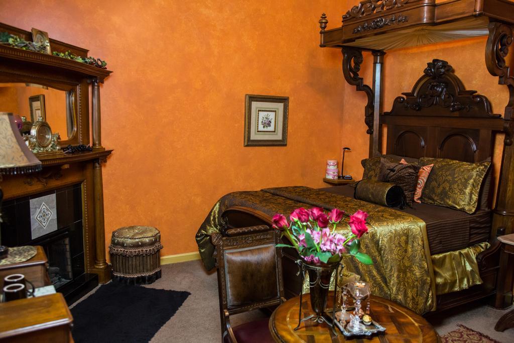 Mosheim Mansion Panzió Seguin Szoba fotó