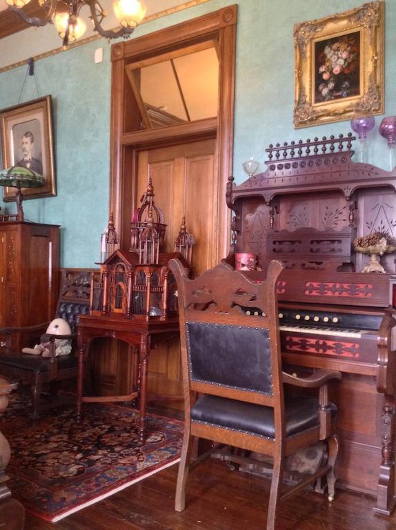 Mosheim Mansion Panzió Seguin Kültér fotó