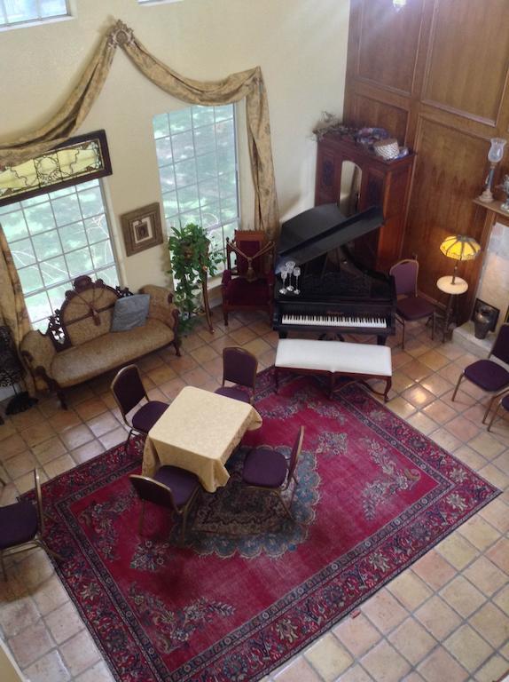 Mosheim Mansion Panzió Seguin Kültér fotó
